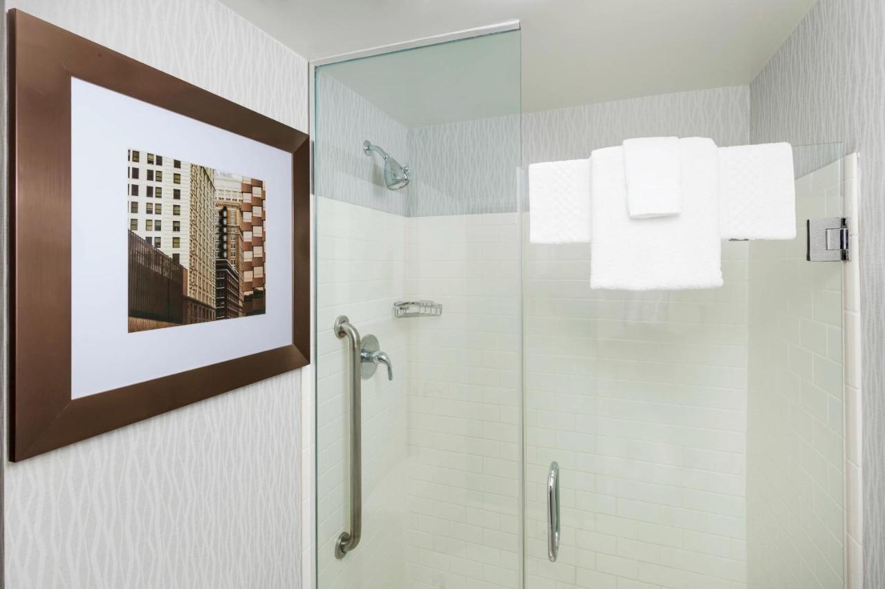 Springhill Suites Chicago Downtown/River North Ngoại thất bức ảnh